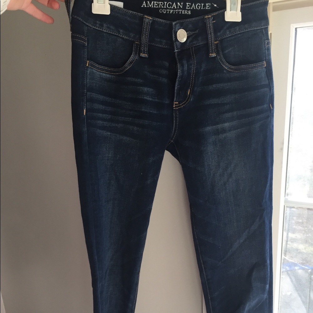 Dark wash American Eagle skinny jeans